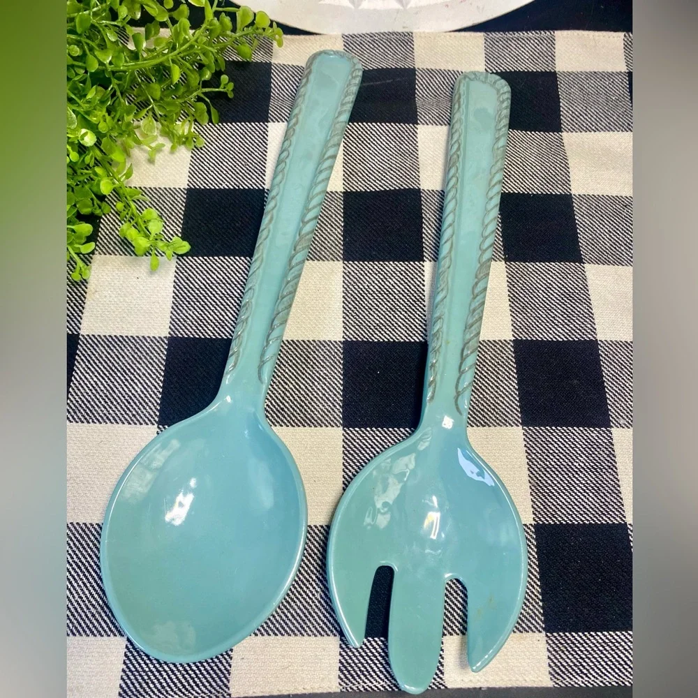 Beautiful pair of‎ teal melamine salad servers with gold rope-textured